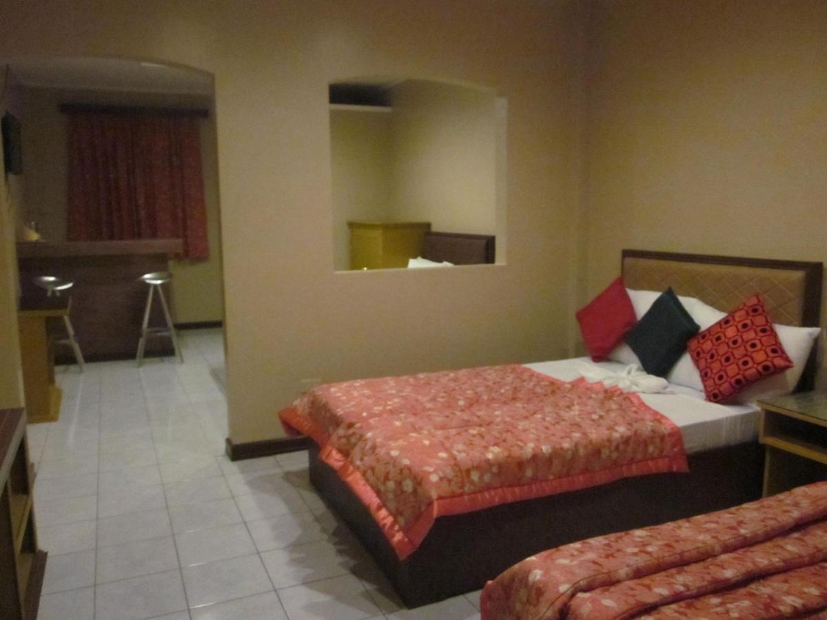 Casa Felipa Hotel ลาวัก ภายนอก รูปภาพ